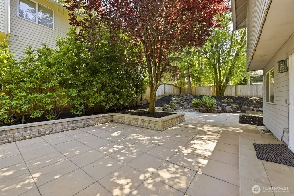 10521 NE 120th Street Kirkland WA 98034