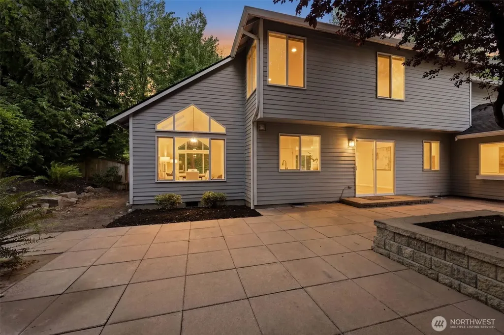 10521 NE 120th Street Kirkland WA 98034