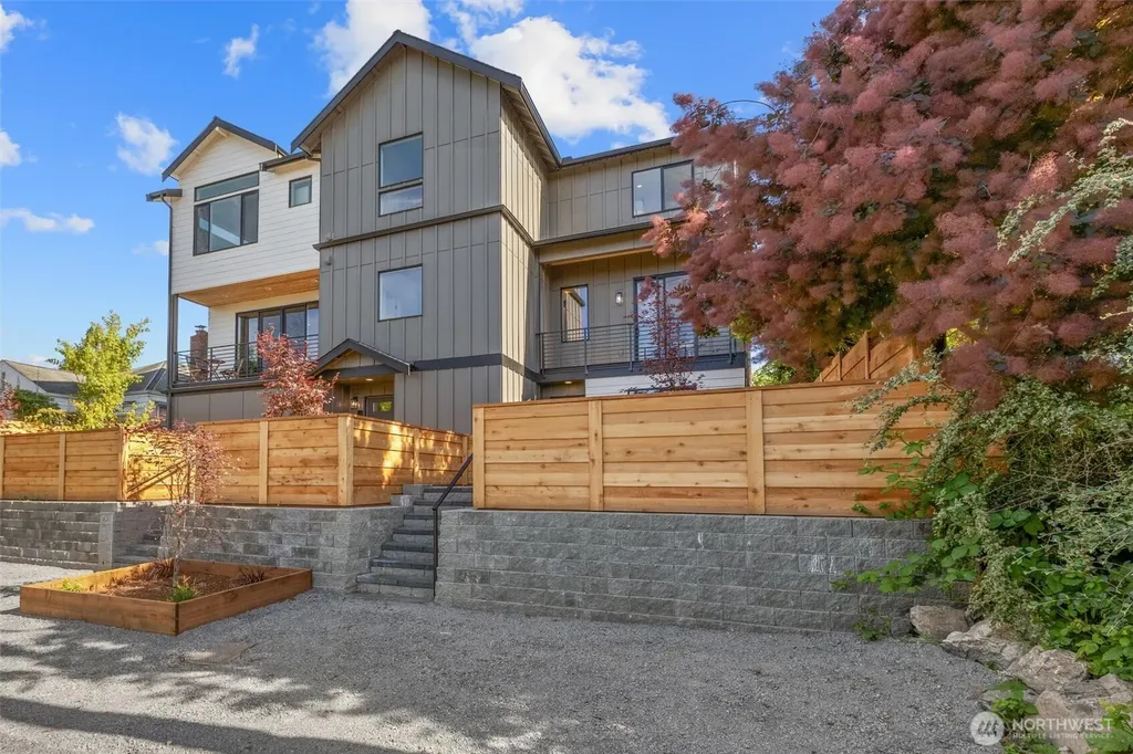 2615 NW 87th Street Seattle WA 98117