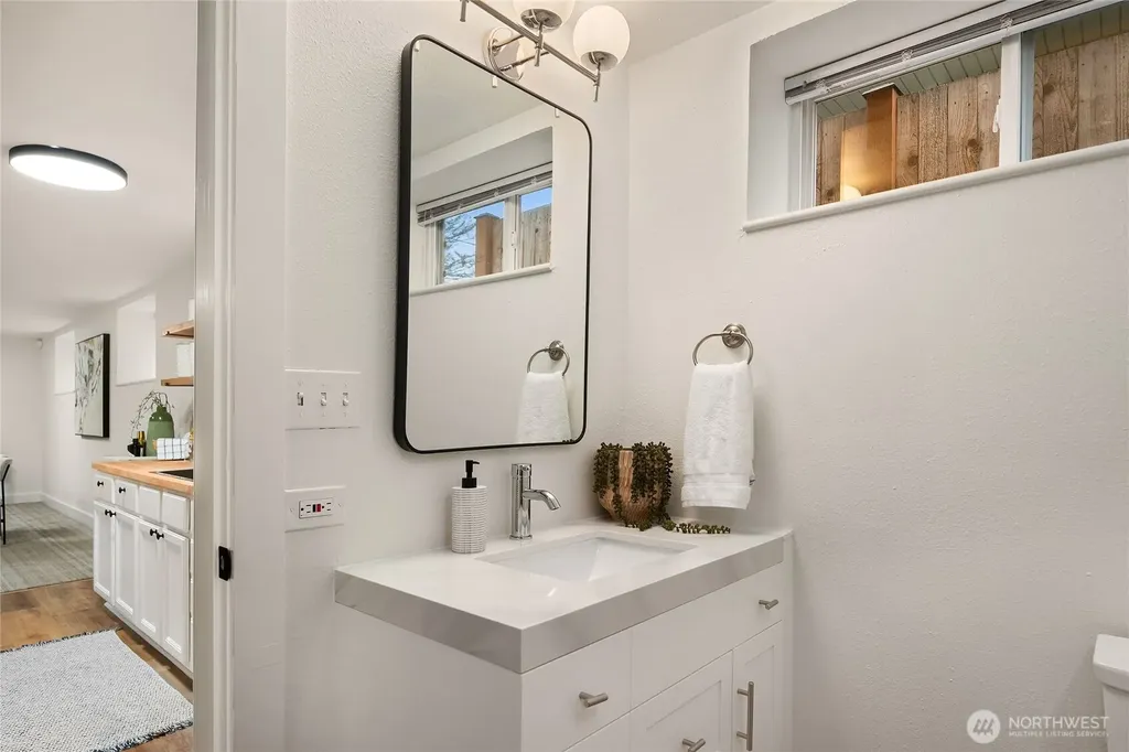 6750 12th Avenue NW Seattle WA 98117