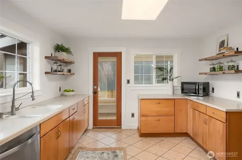 6750 12th Avenue NW Seattle WA 98117