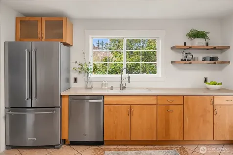 6750 12th Avenue NW Seattle WA 98117