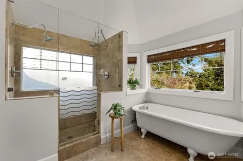 337 25th Avenue E Seattle WA 98112