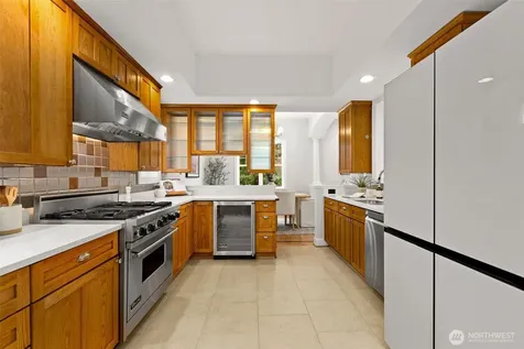 337 25th Avenue E Seattle WA 98112