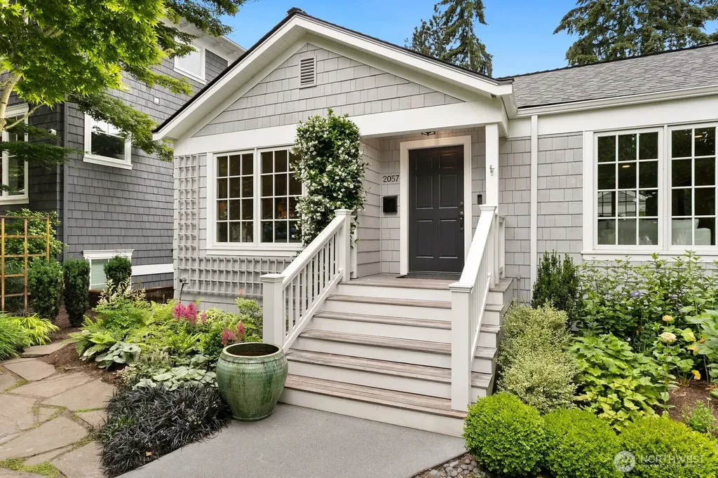 2057 Mcgilvra Boulevard E Seattle WA 98112