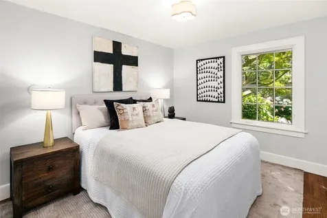 2057 Mcgilvra Boulevard E Seattle WA 98112