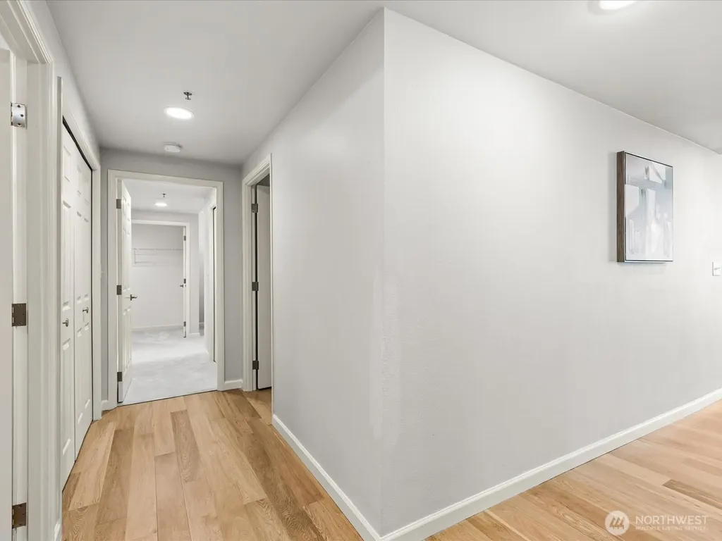 177 107th Avenue NE Bellevue WA 98004