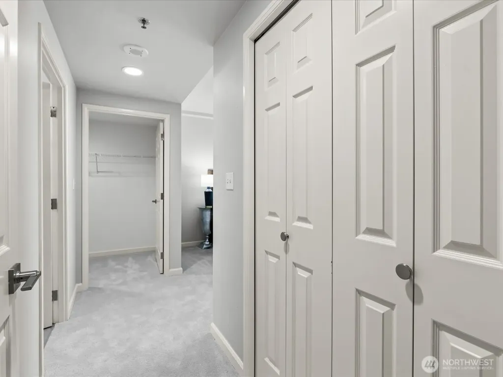 177 107th Avenue NE Bellevue WA 98004