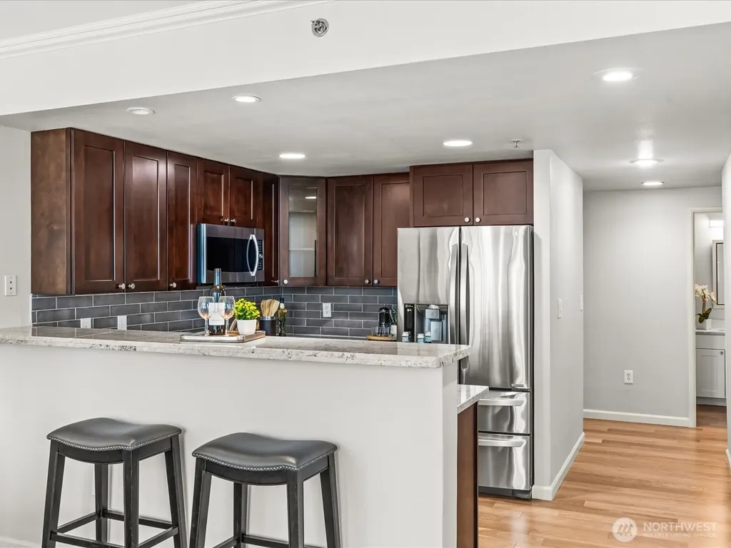 177 107th Avenue NE Bellevue WA 98004