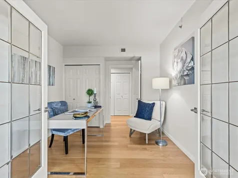 177 107th Avenue NE Bellevue WA 98004
