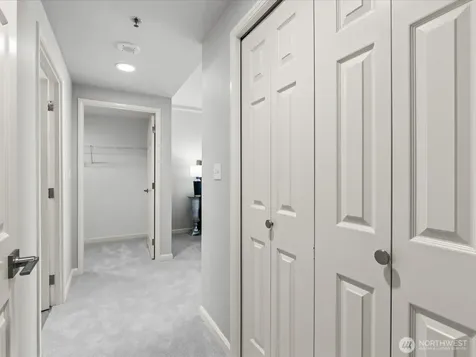 177 107th Avenue NE Bellevue WA 98004