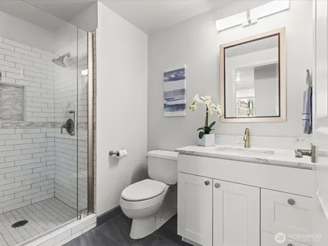 177 107th Avenue NE Bellevue WA 98004