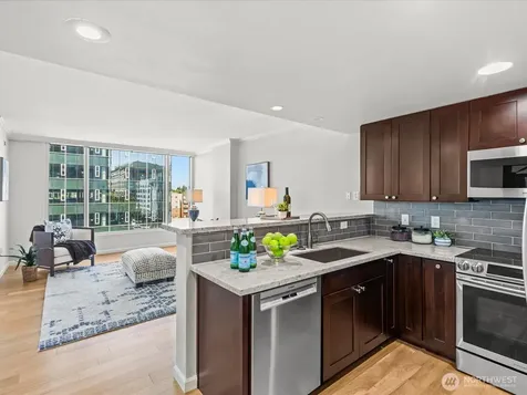 177 107th Avenue NE Bellevue WA 98004