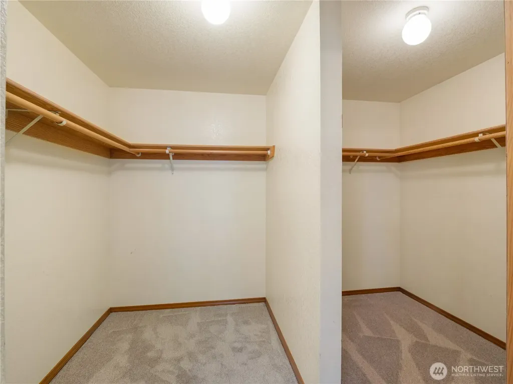 501 E 82nd Street Tacoma WA 98404