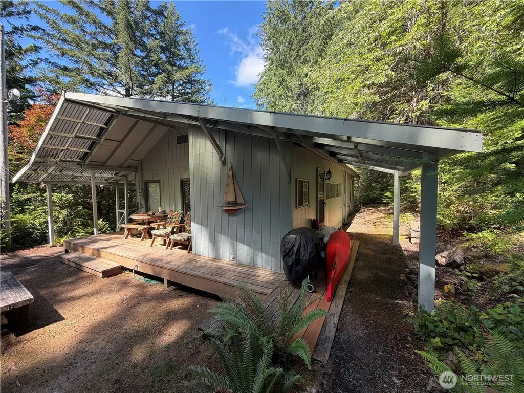 10 Creek Court Brinnon WA 98320