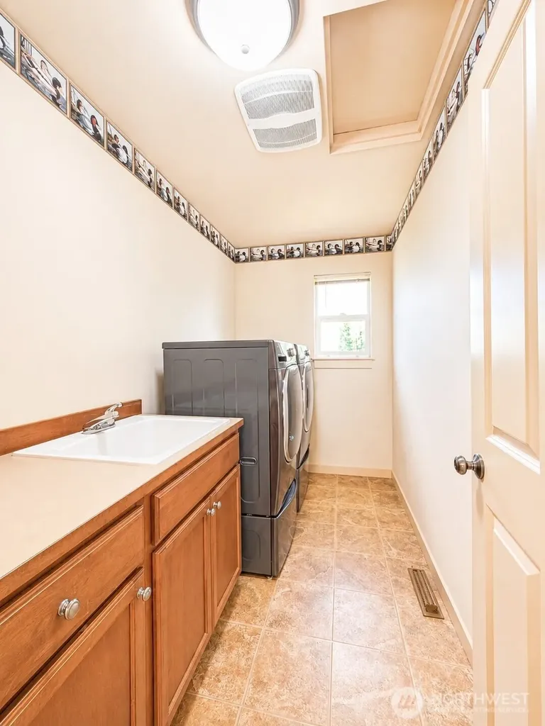 18626 37th Dr SE Bothell WA 98012