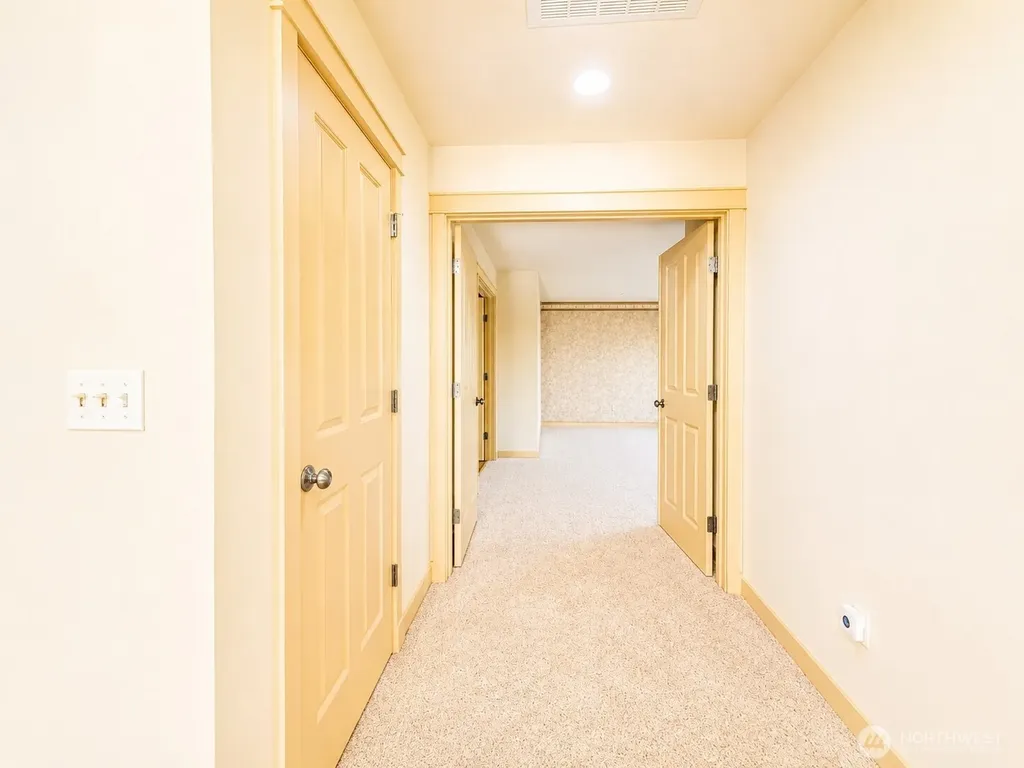 18626 37th Dr SE Bothell WA 98012