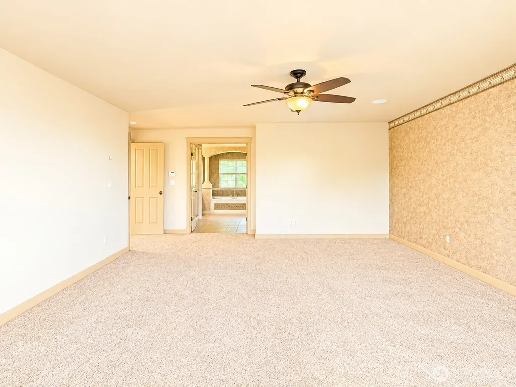 18626 37th Dr SE Bothell WA 98012