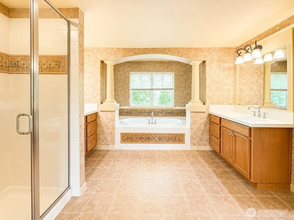 18626 37th Dr SE Bothell WA 98012