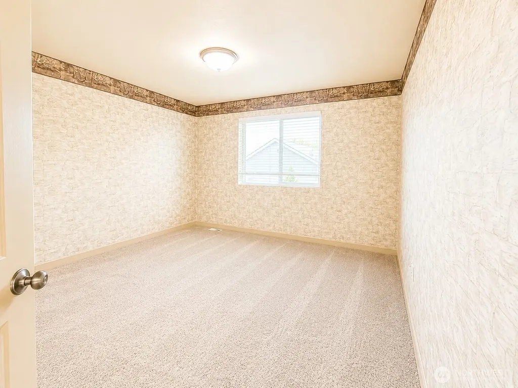18626 37th Dr SE Bothell WA 98012