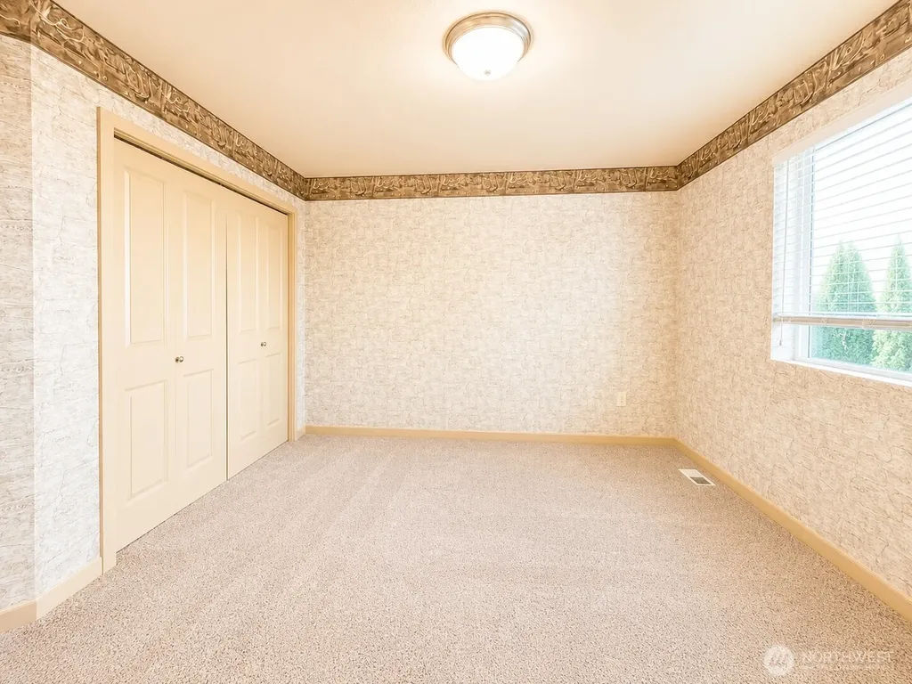 18626 37th Dr SE Bothell WA 98012