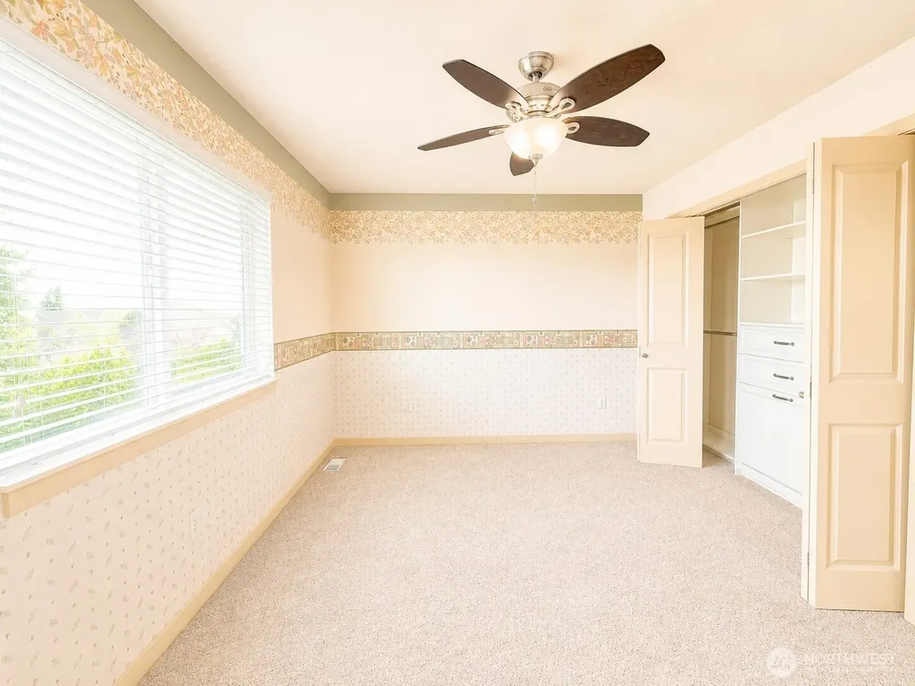 18626 37th Dr SE Bothell WA 98012