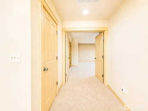 18626 37th Dr SE Bothell WA 98012