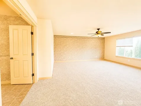 18626 37th Dr SE Bothell WA 98012