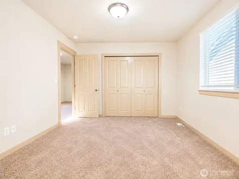 18626 37th Dr SE Bothell WA 98012
