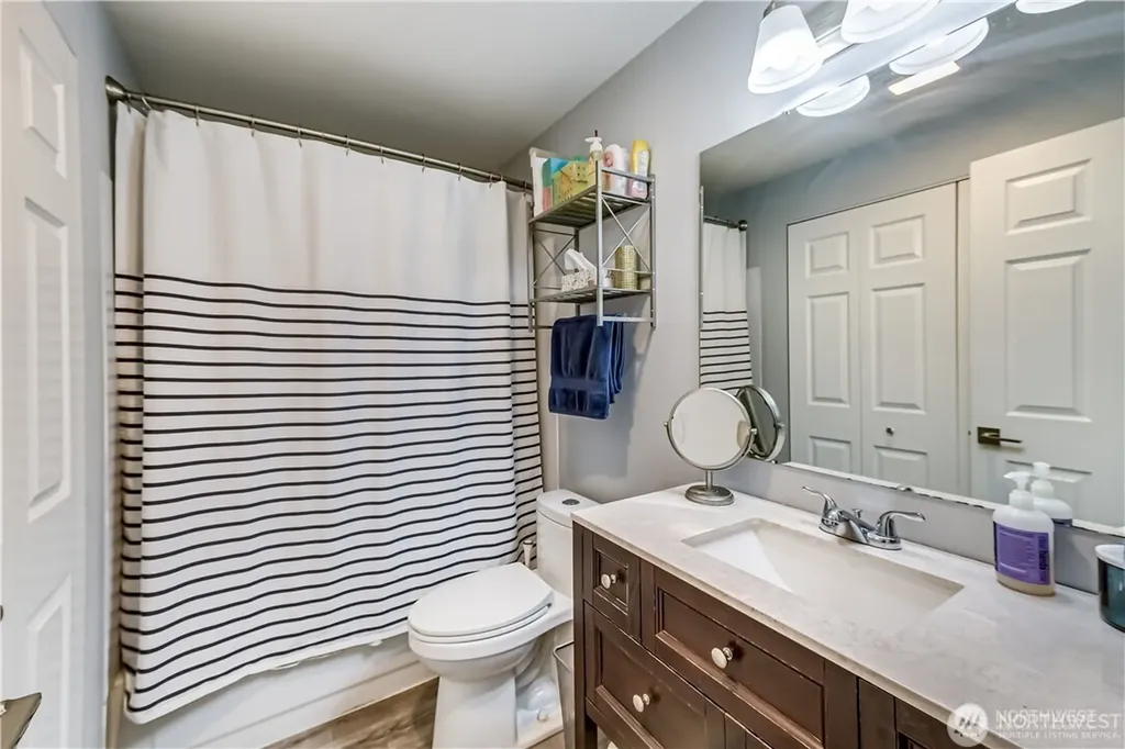 975 Aberdeen Avenue NE Renton WA 98056