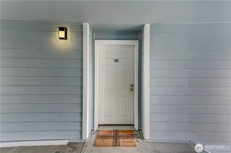 975 Aberdeen Avenue NE Renton WA 98056