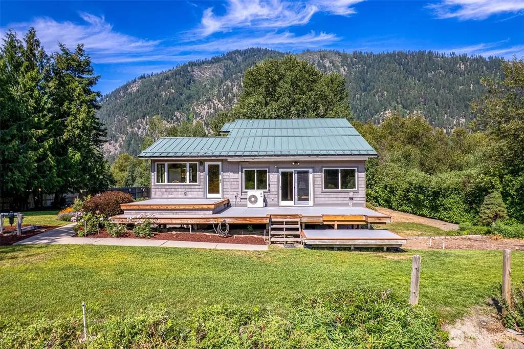 87 Outrigger Lane Leavenworth WA 98826