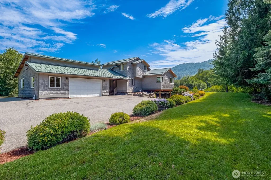 87 Outrigger Lane Leavenworth WA 98826