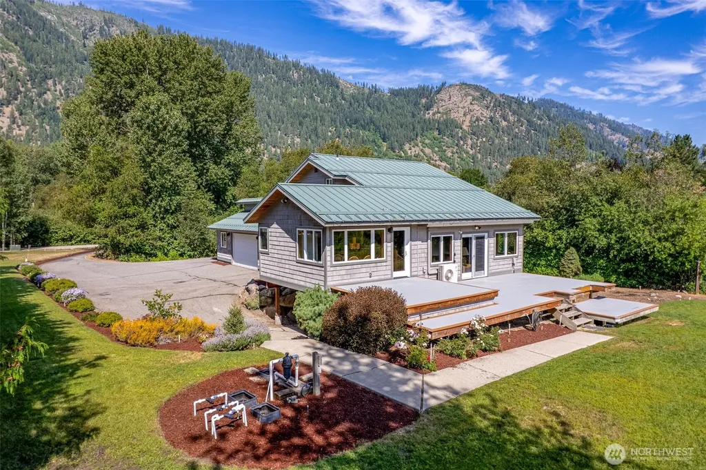 87 Outrigger Lane Leavenworth WA 98826