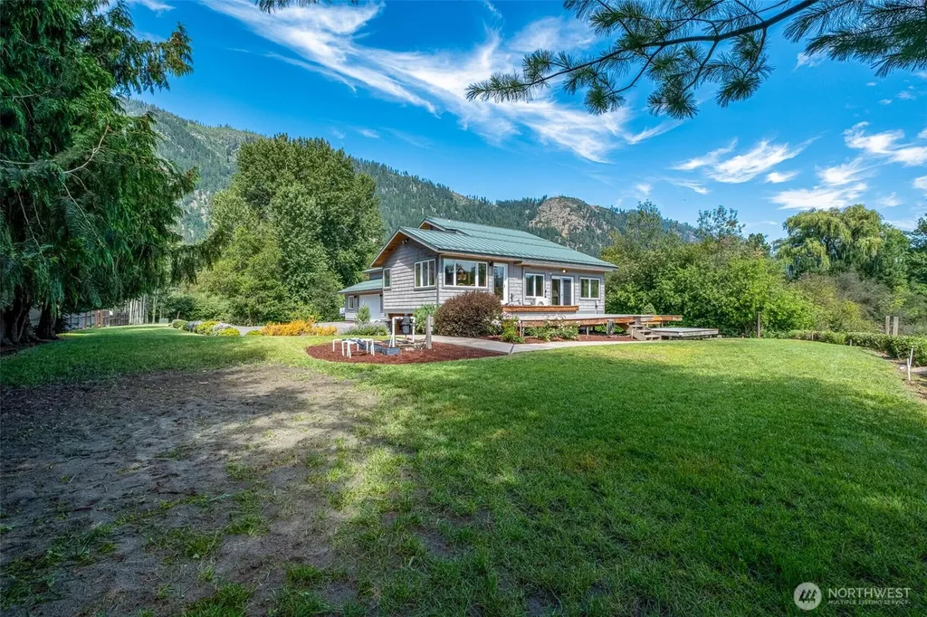 87 Outrigger Lane Leavenworth WA 98826