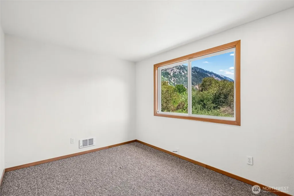87 Outrigger Lane Leavenworth WA 98826