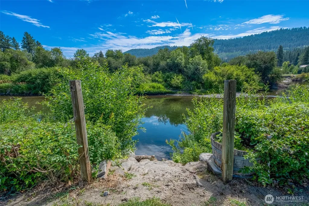 87 Outrigger Lane Leavenworth WA 98826