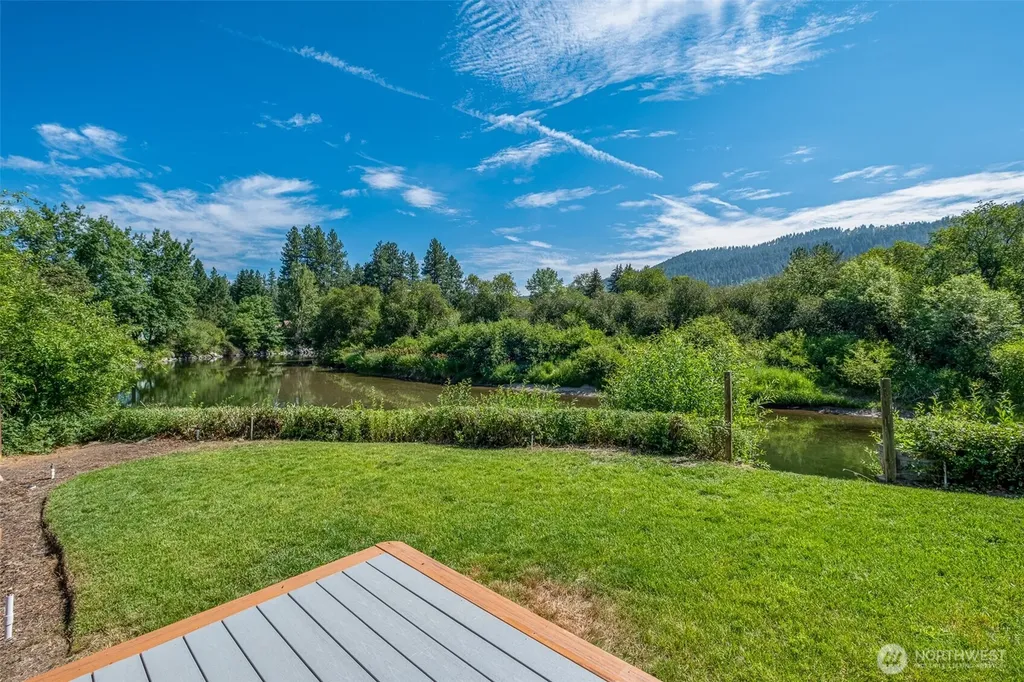 87 Outrigger Lane Leavenworth WA 98826