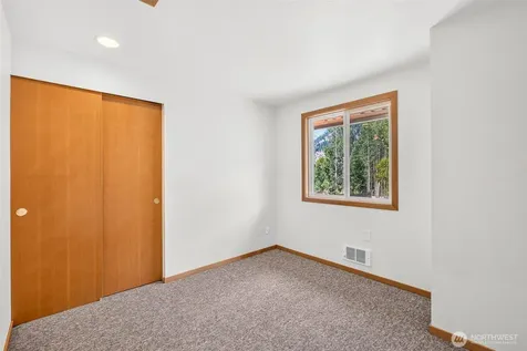87 Outrigger Lane Leavenworth WA 98826