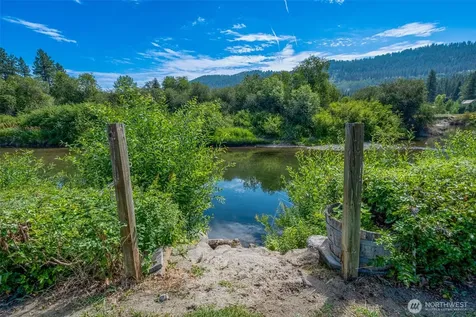 87 Outrigger Lane Leavenworth WA 98826