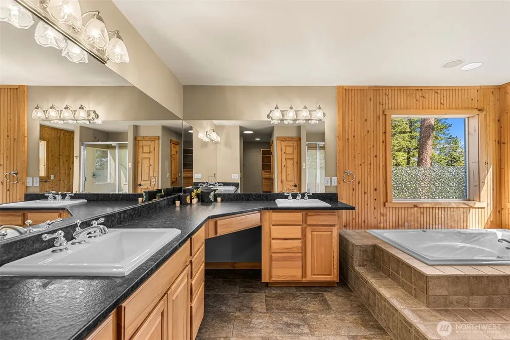 6725 Forest Ridge Drive Wenatchee WA 98801