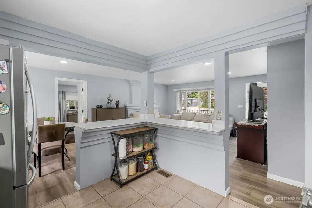 2406 24th Street Renton WA 98056