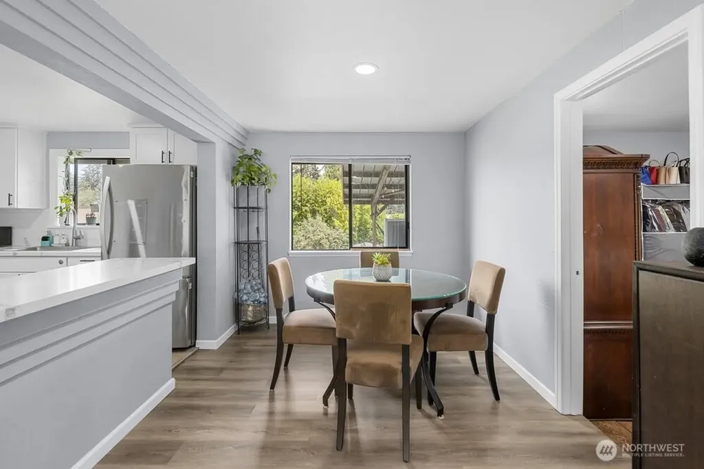 2406 24th Street Renton WA 98056