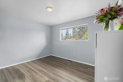 2406 24th Street Renton WA 98056