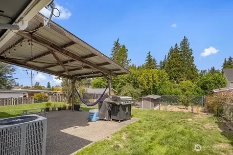 2406 24th Street Renton WA 98056