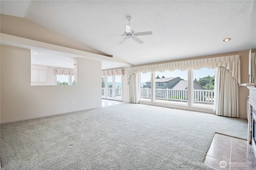 11 View Ridge Circle Longview WA 98632