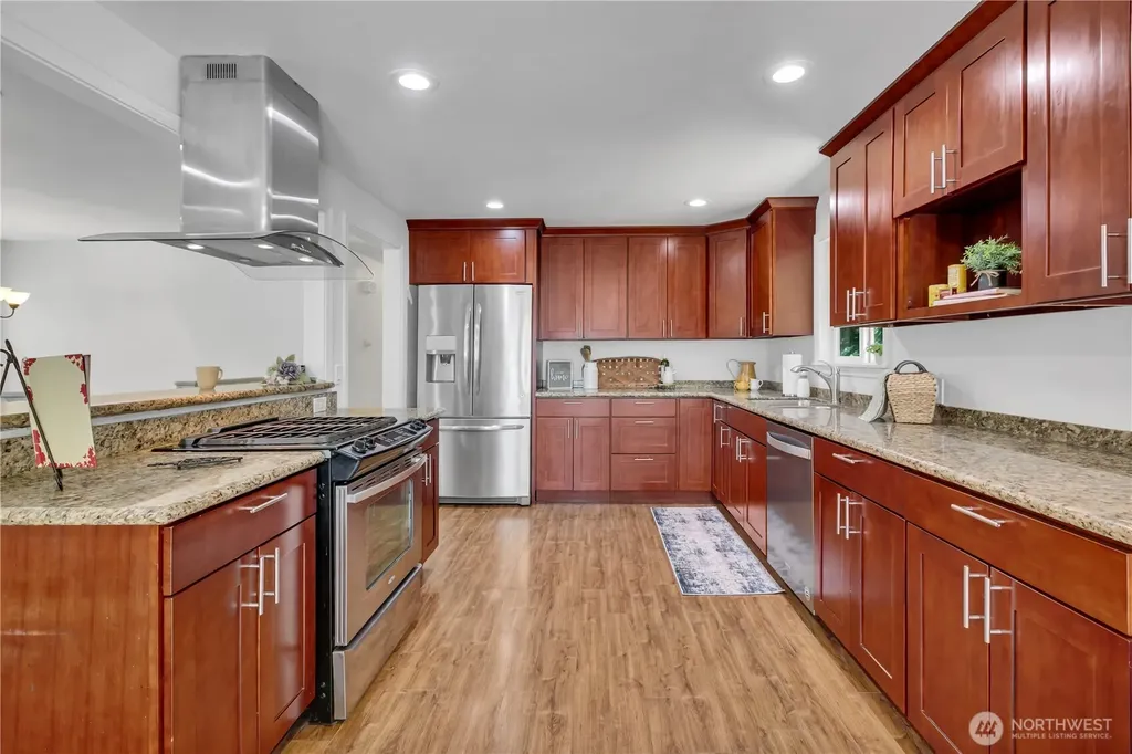 18415 9th Street E Lake Tapps WA 98391