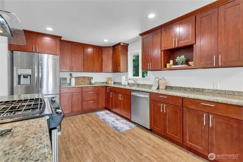 18415 9th Street E Lake Tapps WA 98391