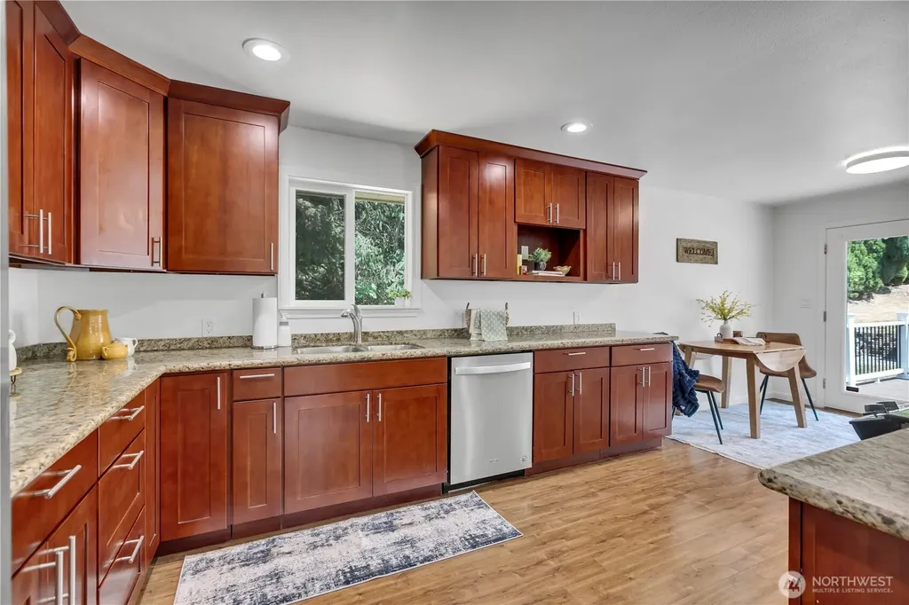 18415 9th Street E Lake Tapps WA 98391