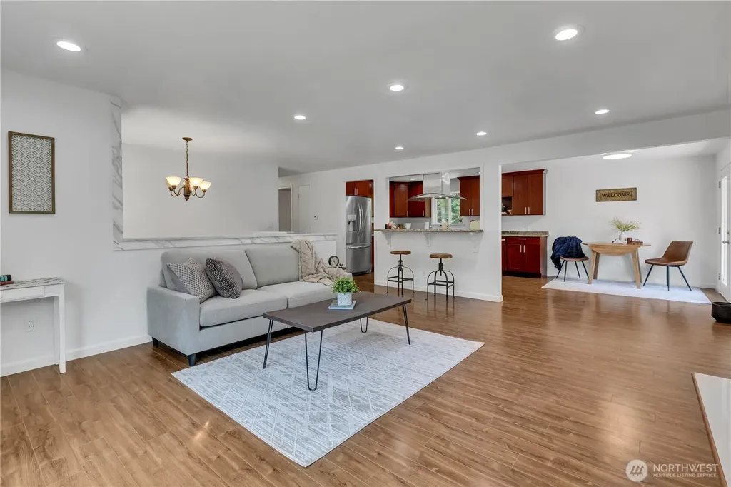 18415 9th Street E Lake Tapps WA 98391